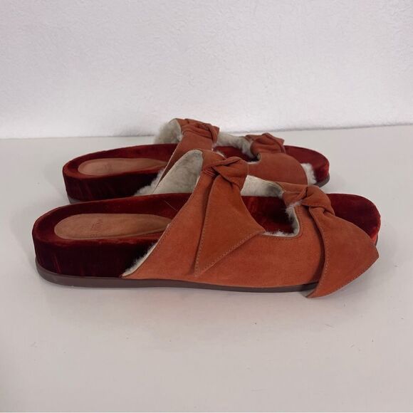 Alexandre Birman Red Clarita Suede Fur Lined Slide Sandals - Picture 3 of 9
